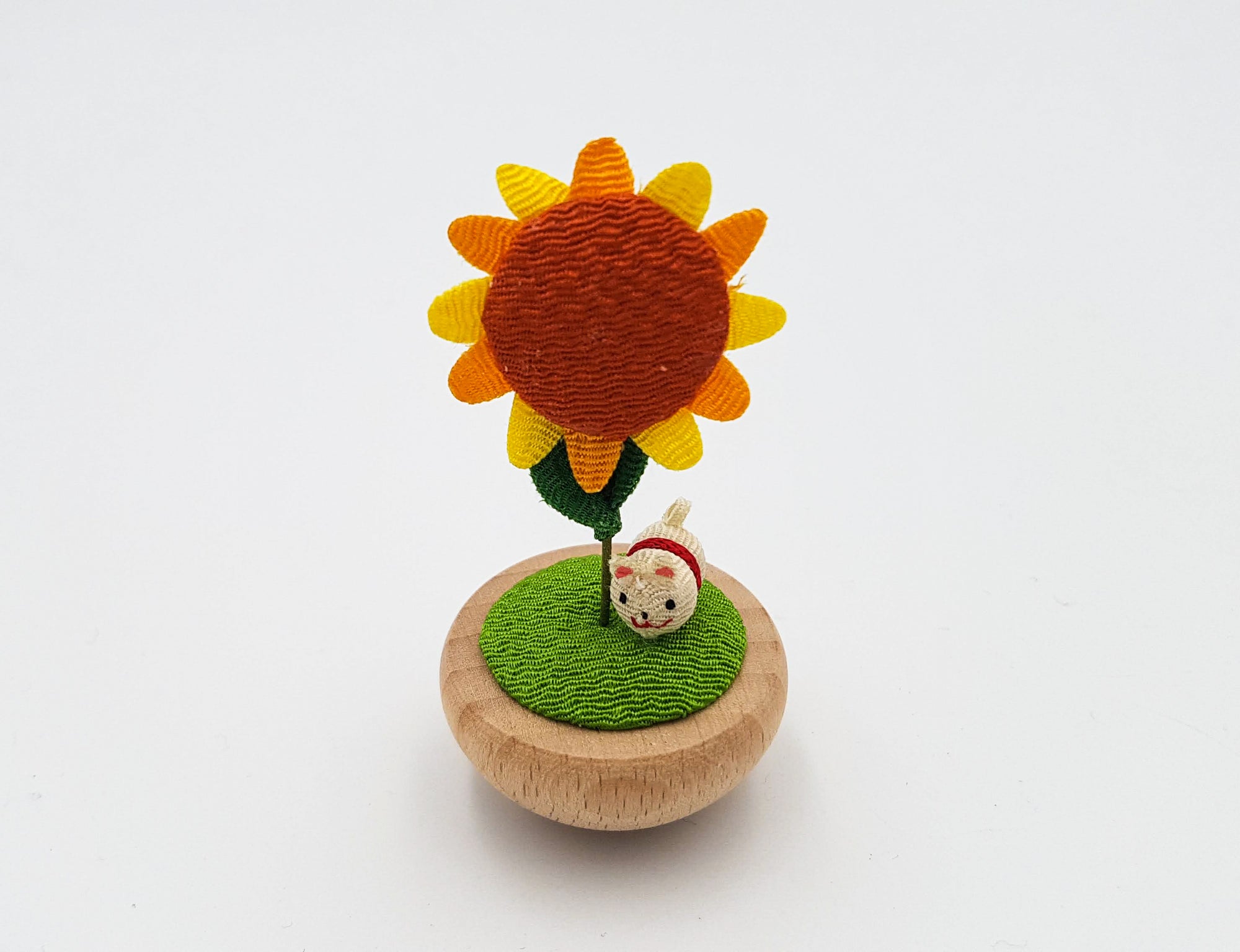 Figurine porte-bonheur yura yura japonais tournesol et animaux en bois et tissu chirimen