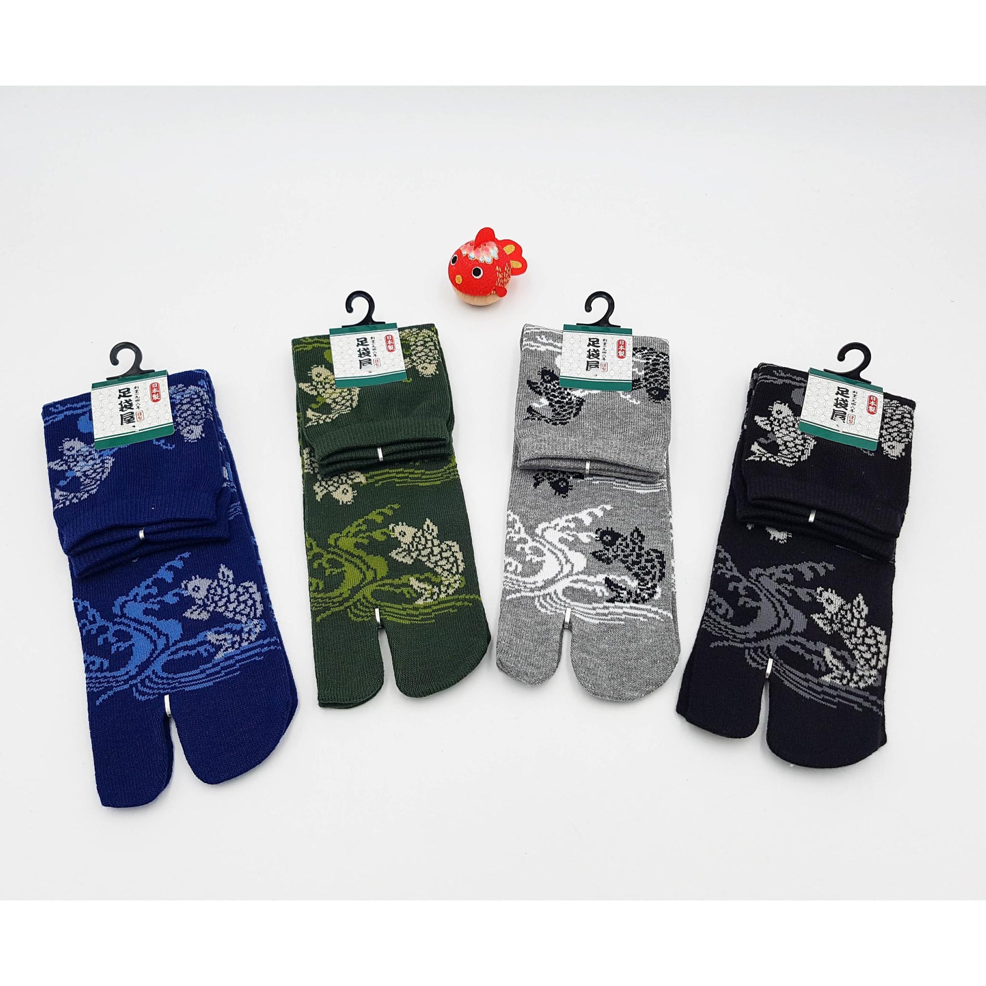 Japanese Cotton Tabi Socks - Koi and Tiger Wave Size Large