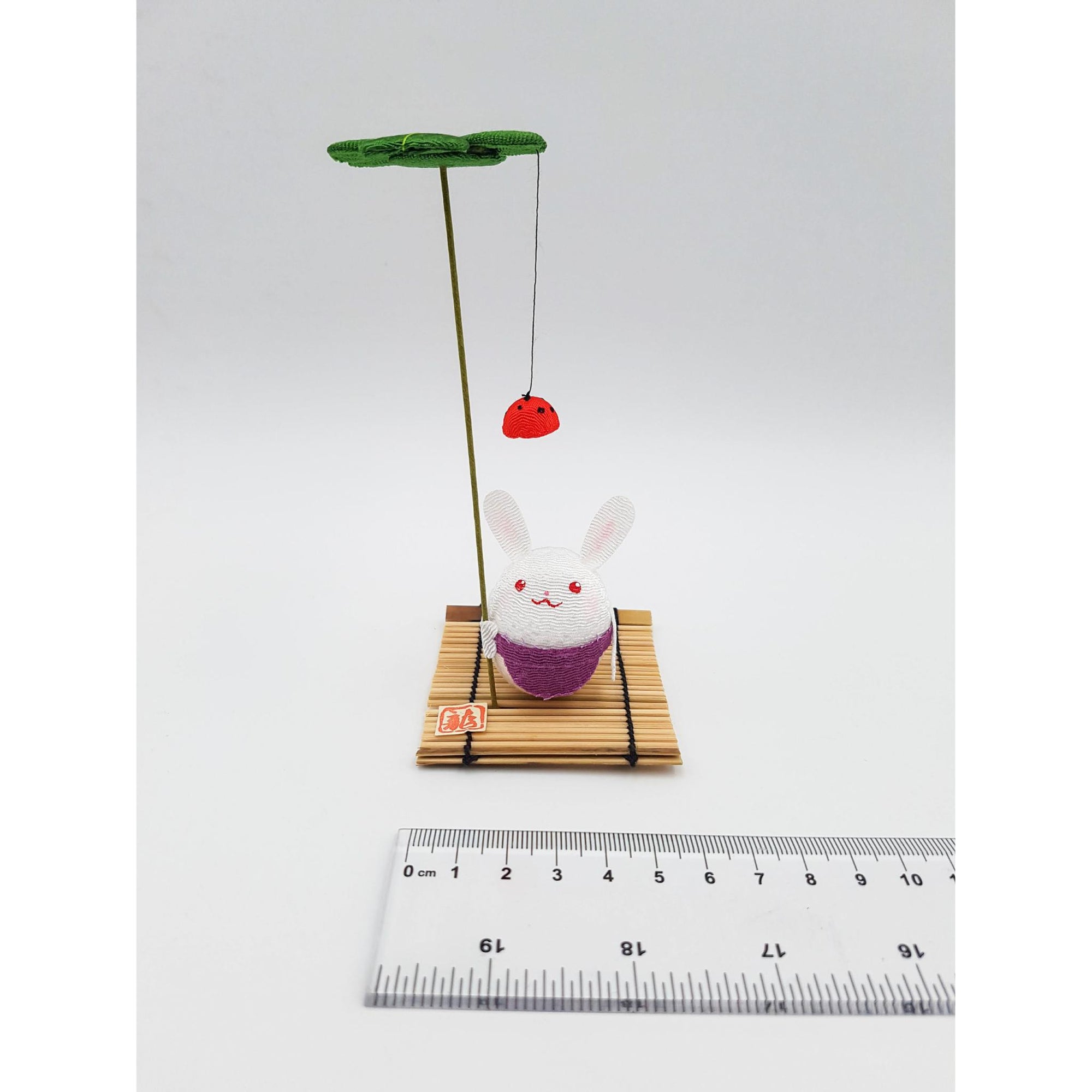 Figurine porte-bonheur Animaux en tissu japonais et bambou fait main