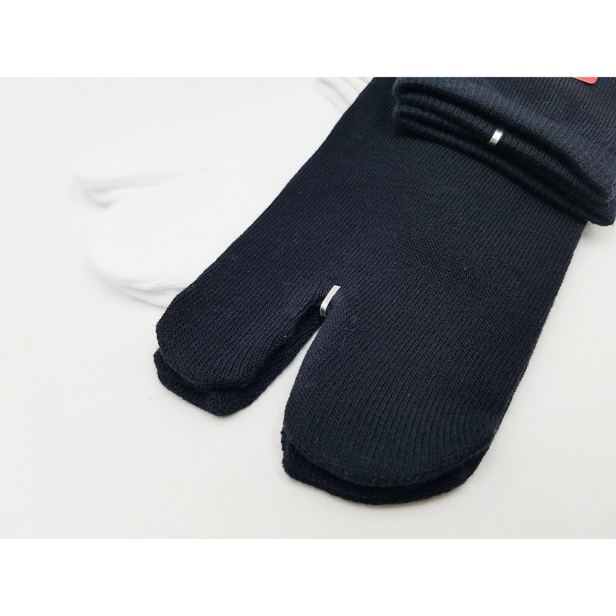 Chaussettes Japonaises Tabi - Motif Noir et Blanc Taille Eu34-40 - par lot de 6 paires