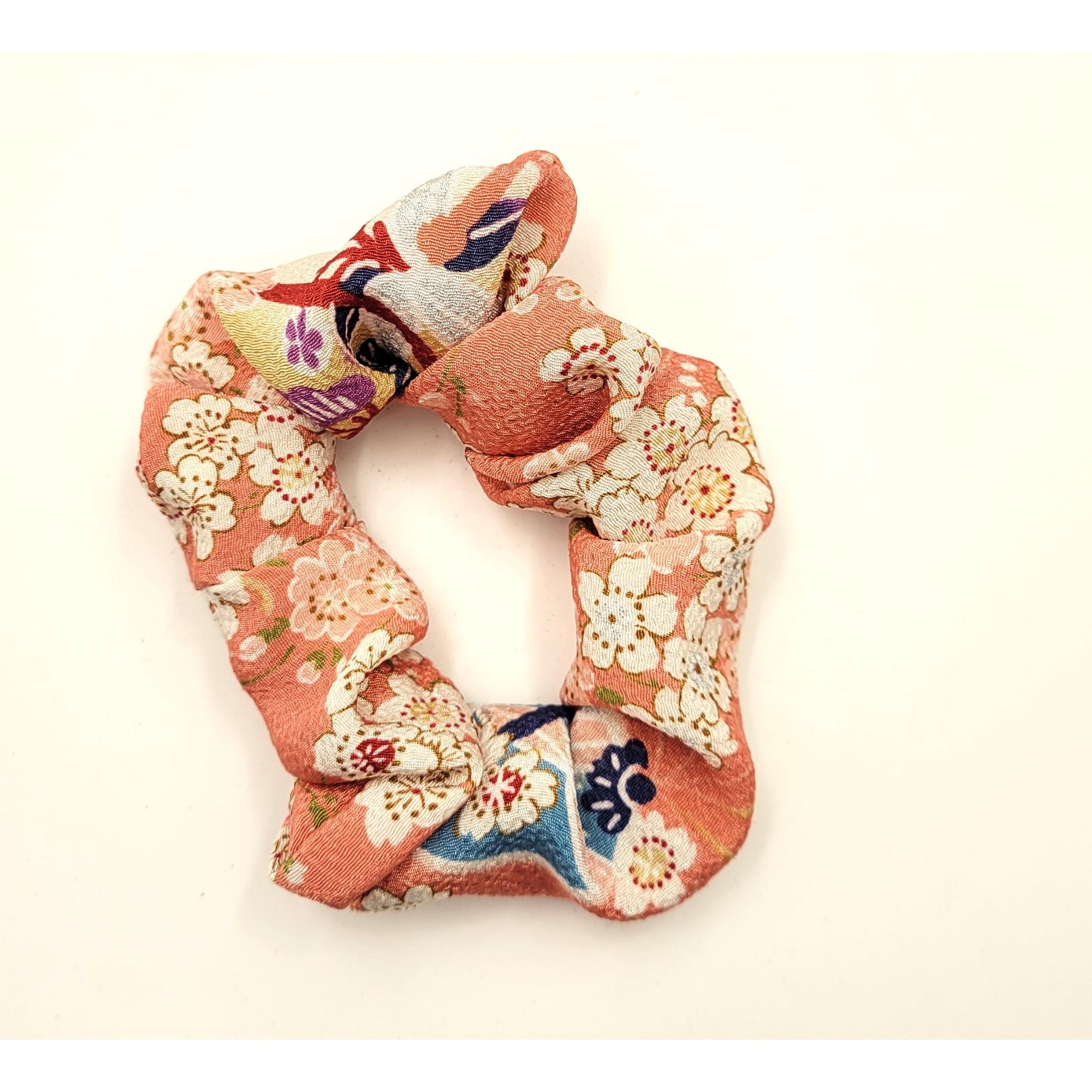 Chouchou en tissu chirimen