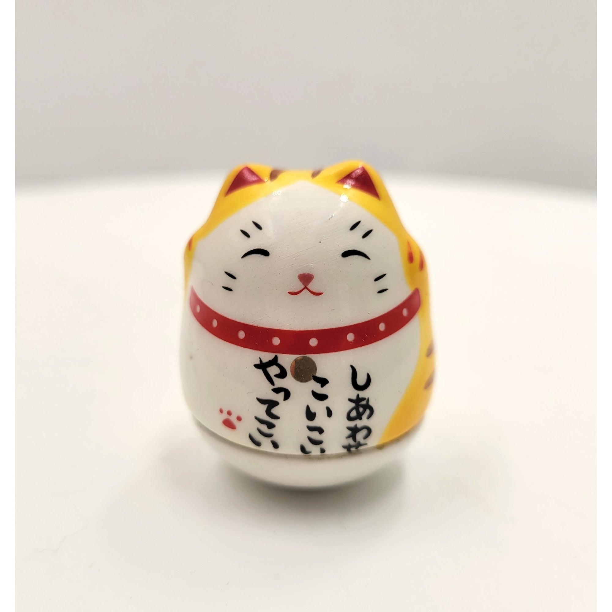 Figurine porte-bonheur culbuto MANEKINEKO en céramique