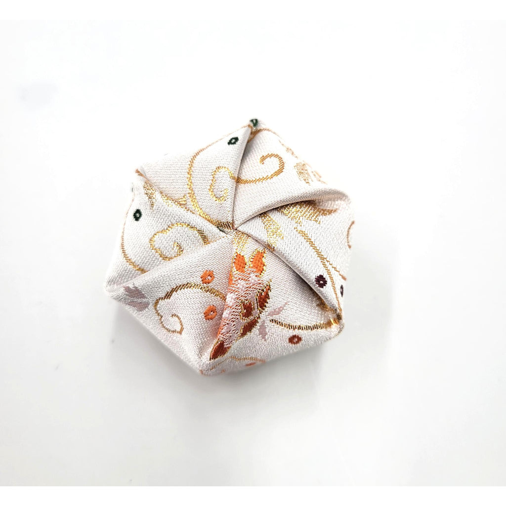 Japanese fabric box – Nuno Kōgō (布香盒)