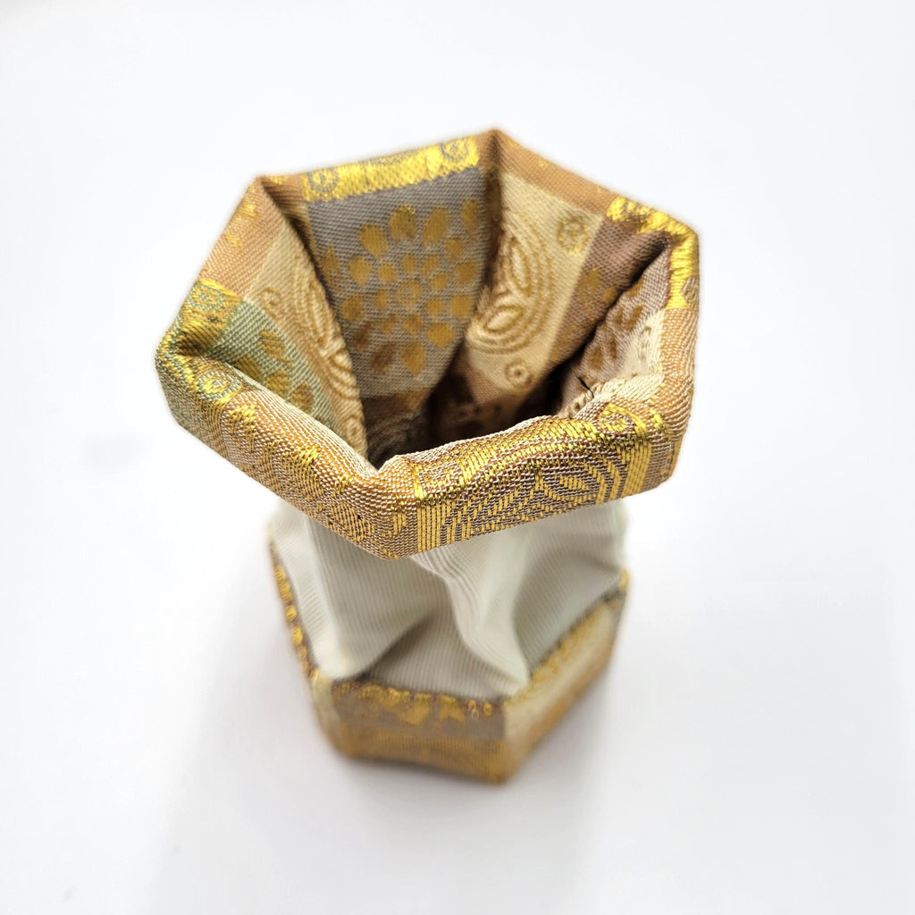 Japanese fabric box – Nuno Kōgō (布香盒)