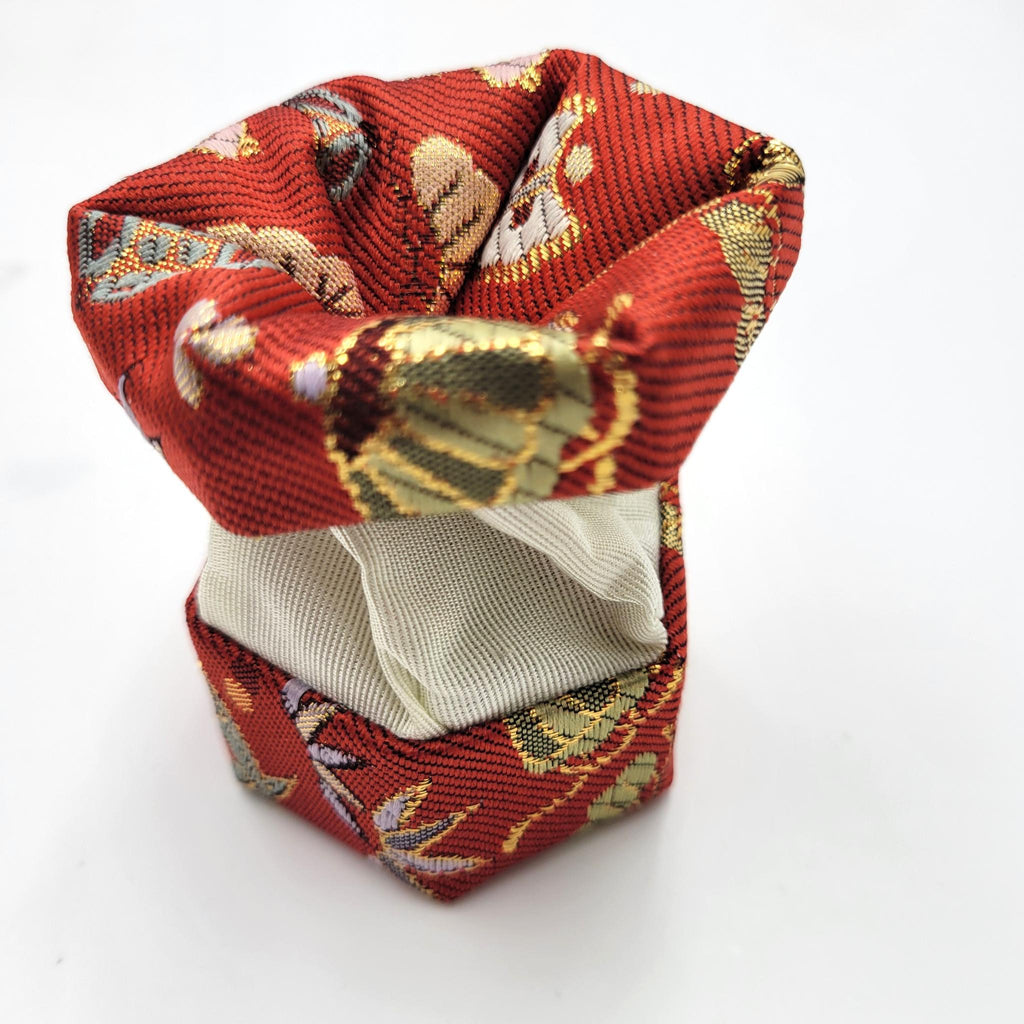 Japanese fabric box – Nuno Kōgō (布香盒)