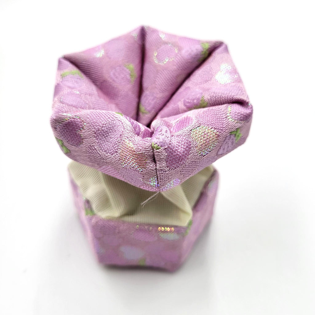 Japanese fabric box – Nuno Kōgō (布香盒)