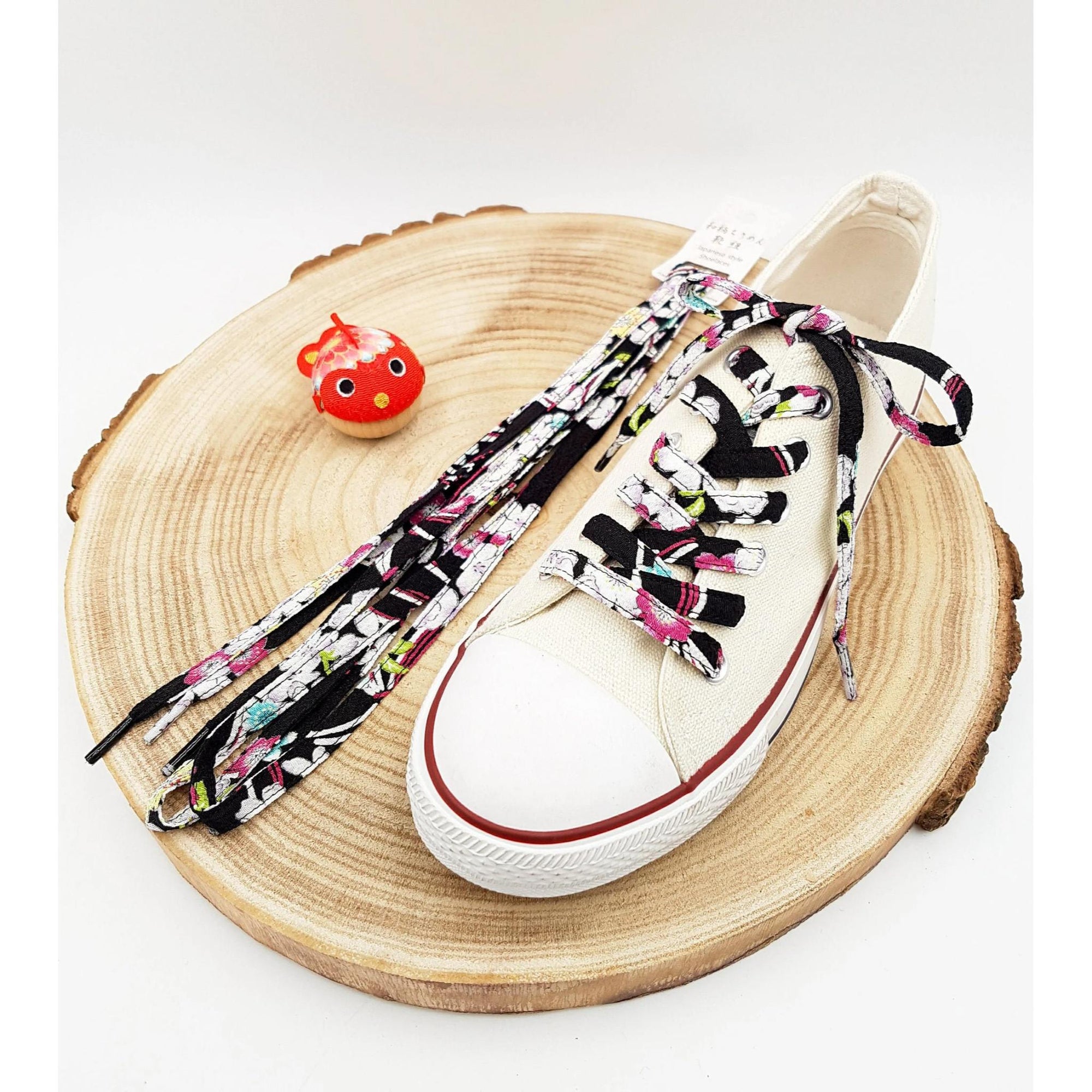 Lacets tissu chirimen vendus par lot et assortiment de couleurs -Lot 3