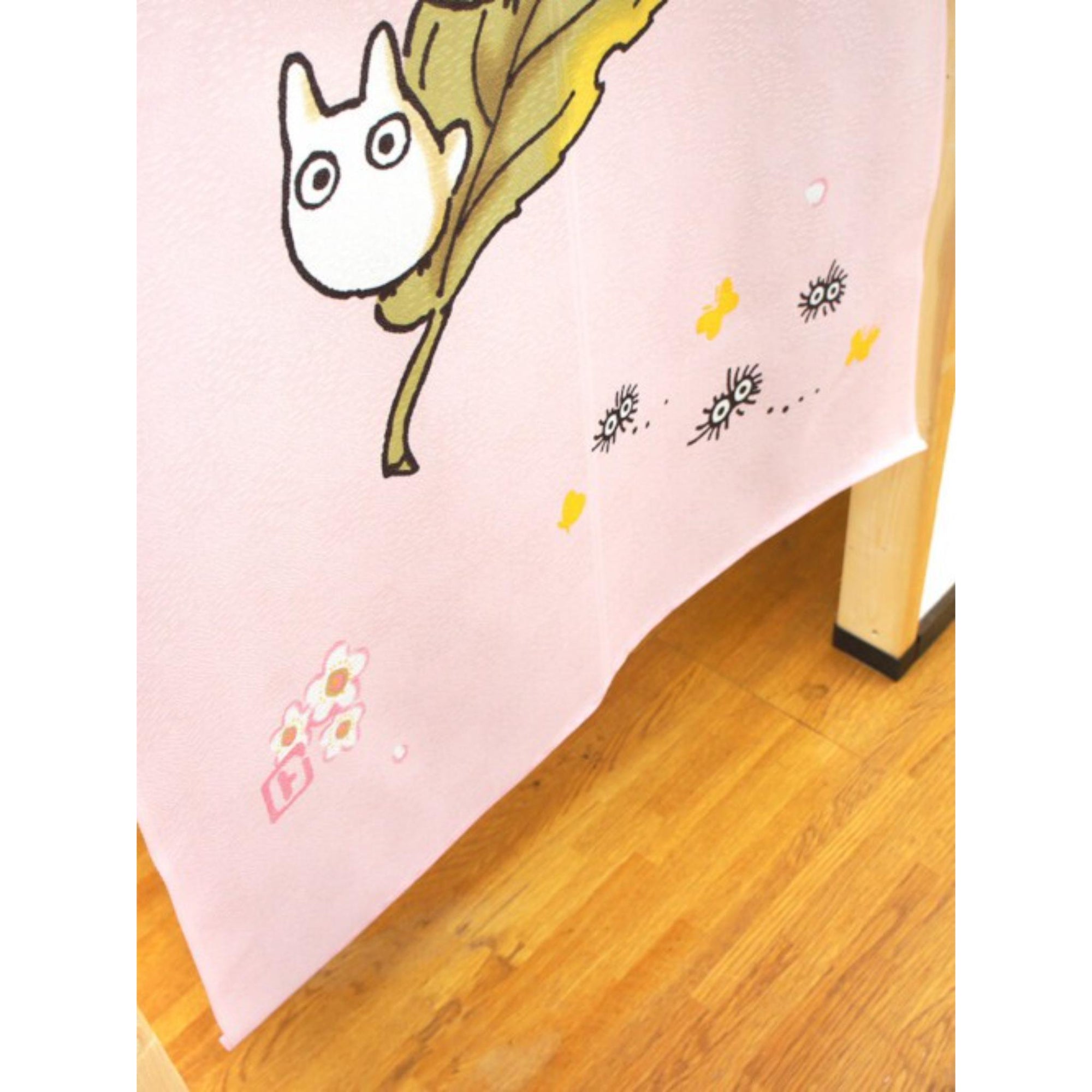Noren rideau japonais - Totoro Surf sur une Feuille Géante Lot de 2